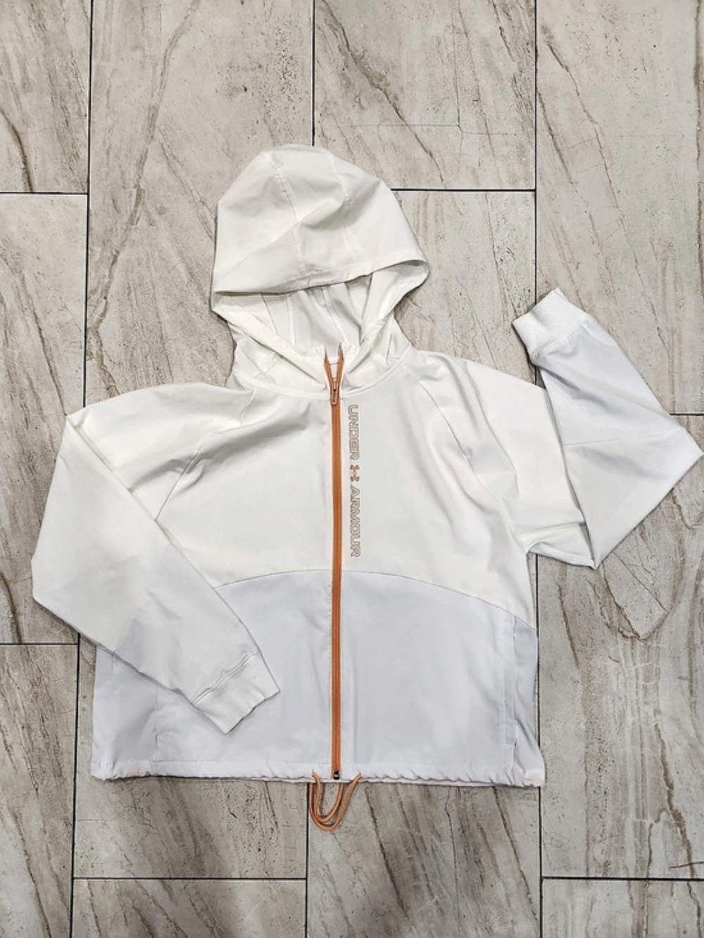 Under Armour Women's White Hooded Jacket Size Medium